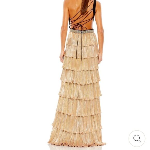 Mac Duggal NWT One-Shoulder Cutout Ruffle Tiered Gown Black/Gold Size 8 - Picture 8 of 13